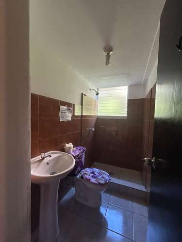 Apartamento céntrico en San Salvador, 2 dormitorios, 2 estacionamientos, ideal para familias - Imagen 7