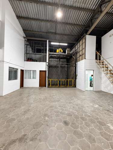 BODEGA INDUSTRIAL EN ALQUILER – PLAN DE LA LAGUNA - Imagen 7