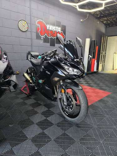 Kawasaki Ninja 