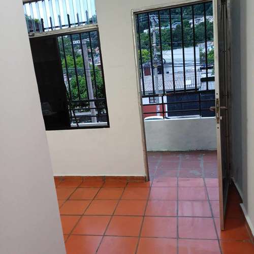 GANGA APARTAMENTO EN VENTA CIMA UNO  80, 000 !!