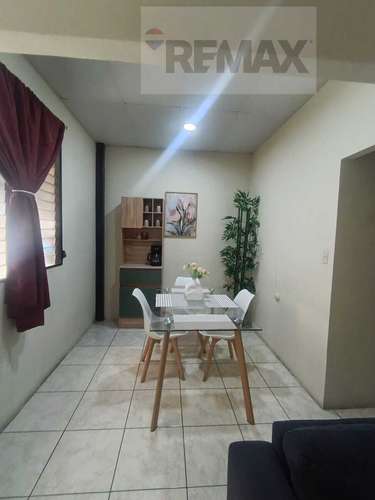 HERMOSA CASA EN VENTA EN RESIDENCIAL SANTA LUCÍA II, SANTA ANA! - Imagen 6