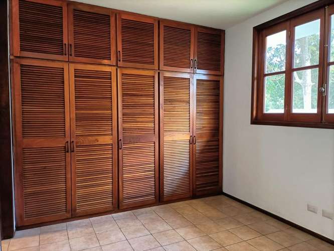 HERMOSA CASA EN ALQUILER EN LAS PILETAS - Imagen 3