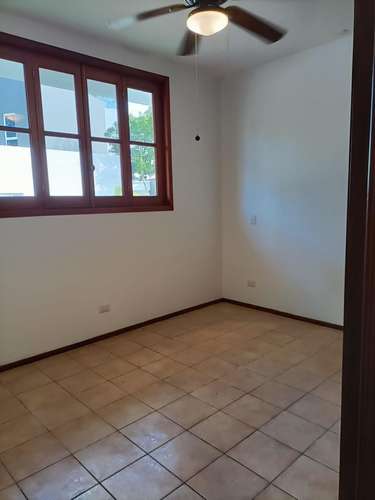 HERMOSA CASA EN ALQUILER EN LAS PILETAS - Imagen 5