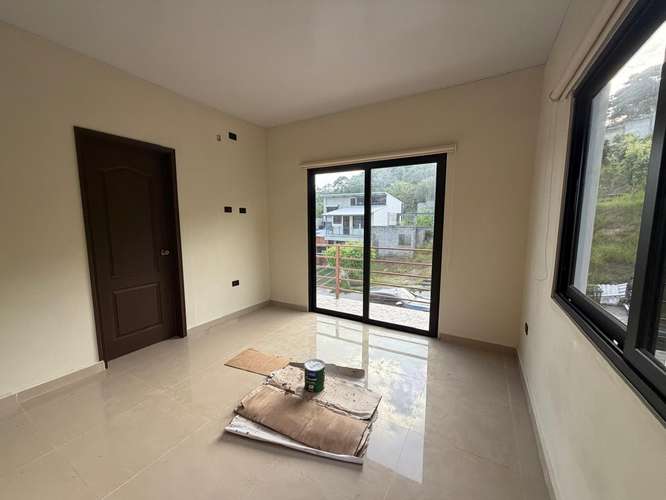 ¡Alquiler de Casa Amplia a estrenar en Nuevo Cuscatlán! 