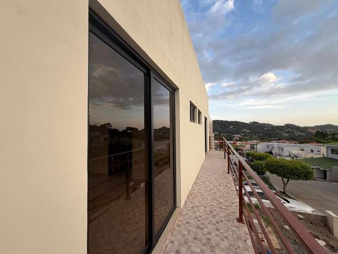 ¡Alquiler de Casa Amplia a estrenar en Nuevo Cuscatlán! 