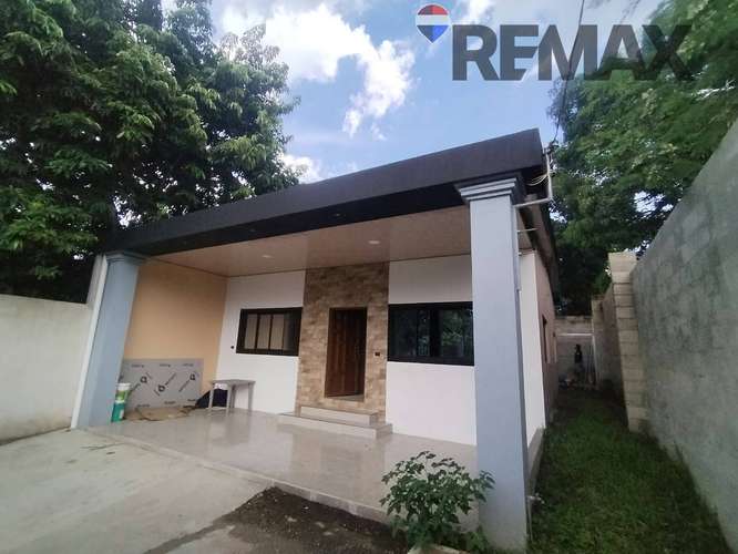 Hermosa y moderna casa familiar a estrenar, ubicada a tan solo 5 minutos de Metrocentro Lourdes.
