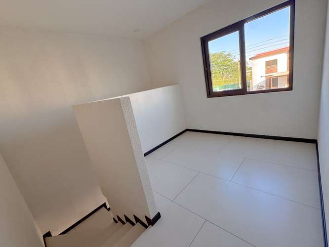 A estrenar en Premier Zaragoza | 3 vehículos| 3 hab | 4 A/C y jardín - Imagen 9