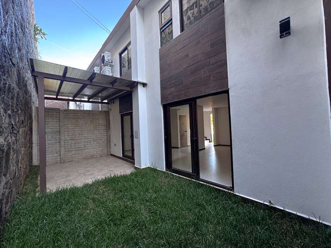 A estrenar en Premier Zaragoza | 3 vehículos| 3 hab | 4 A/C y jardín - Imagen 4