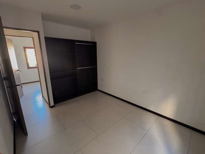 A estrenar en Premier Zaragoza | 3 vehículos| 3 hab | 4 A/C y jardín - Imagen 12