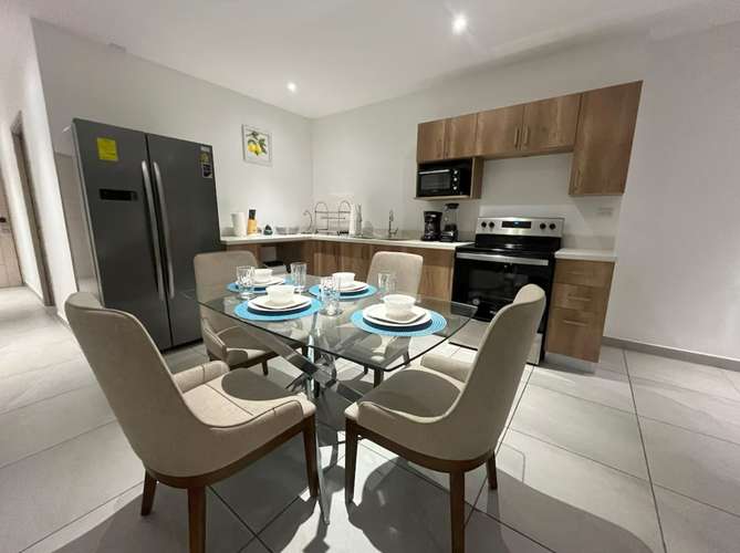 Apartamento amueblado en colonia escalón 