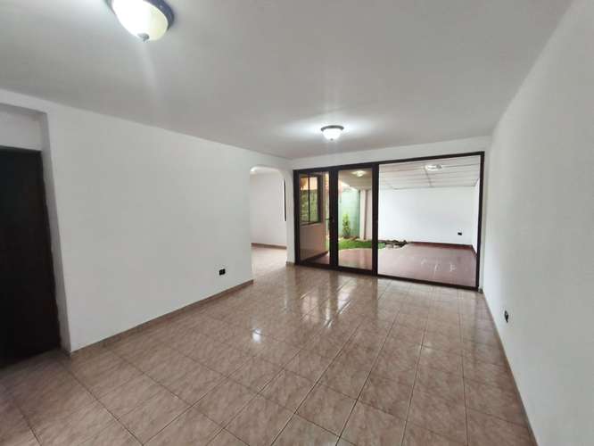 Venta de casa en Santa Elena, Antiguo Cuscatlan en privado  - Imagen 6