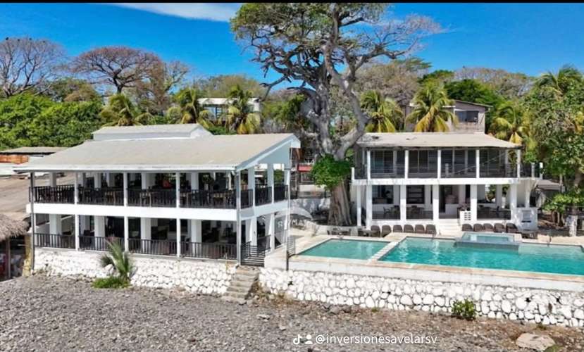  ¡INVIERTE EN EL CORAZÓN DE SURF CITY!RESTAURANTE Y BAR EN VENTA | PLAYA PUNTA ROCA / EL SALVADOR 