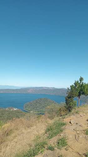 SE VENDE TERRENO 2 Mz., en zona Lago Coatepque, Santa Ana. 