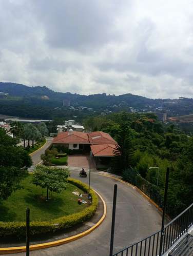 EN VENTA 2 Apartamentos en Residencial Florida, Nuevo Cuscatlán, LL.  - Imagen 4
