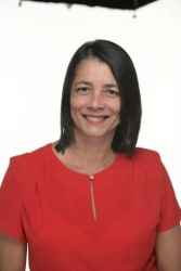 Mirna Espinoza
