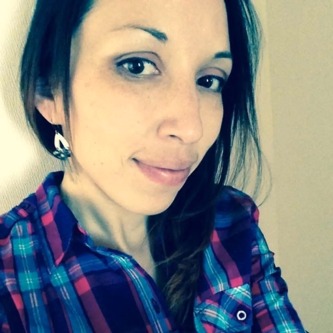 LINDSAY AGUILERA