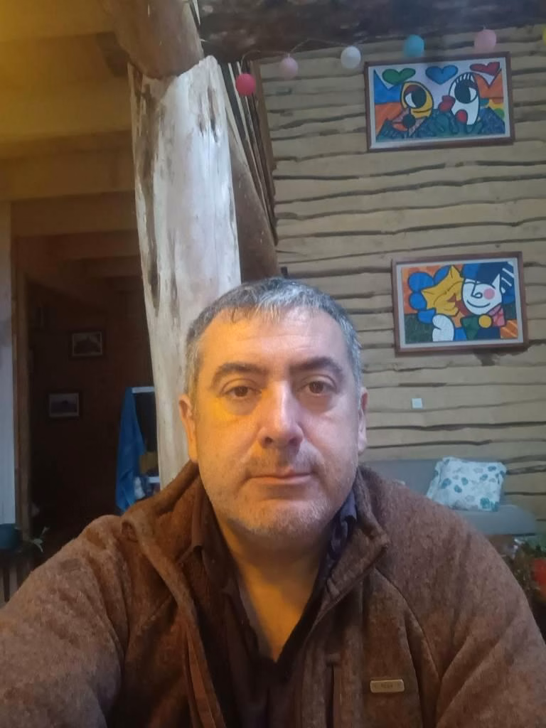 Carlos Navarro