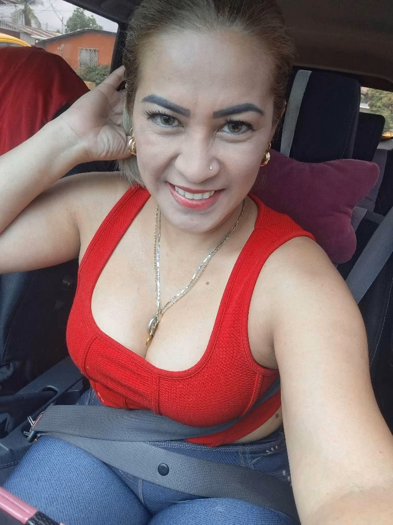 CAROLINA GONZÁLEZ