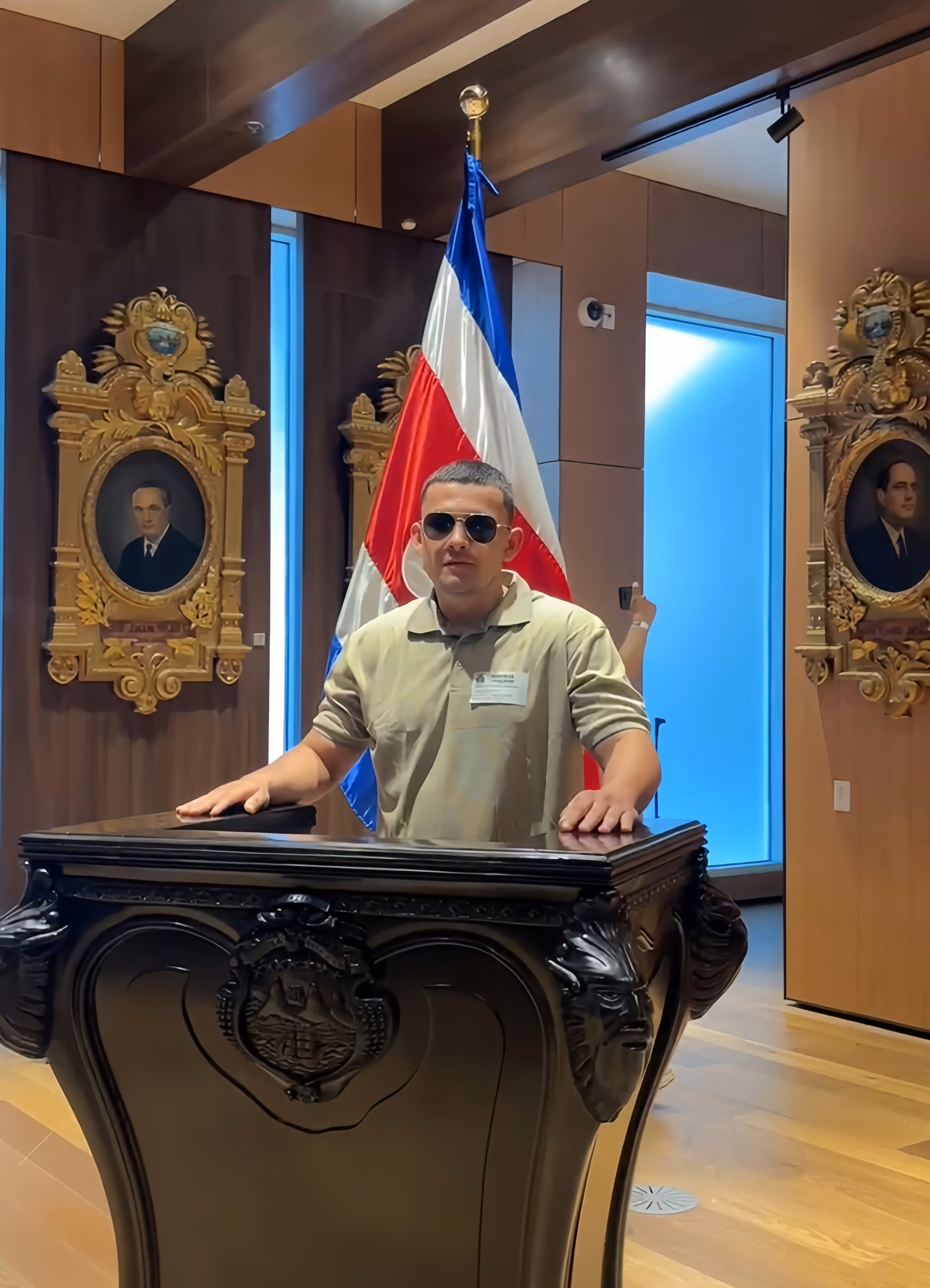 Perez Manfred